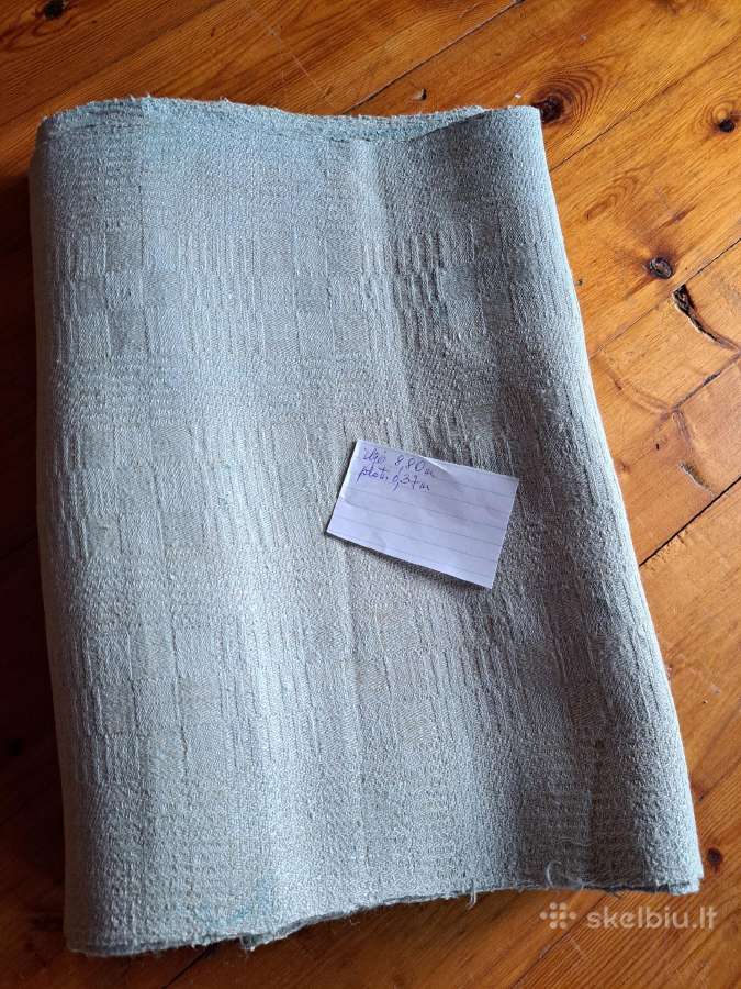 Parduodu iš močiutės skrynios lininius audinius