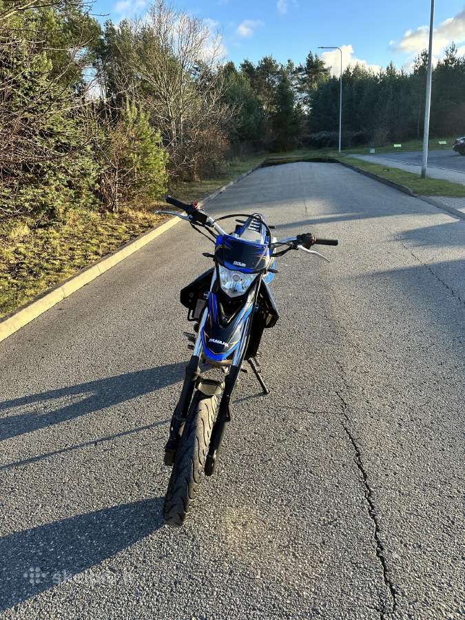 Supermoto motociklai - nuotraukos Nr. 16