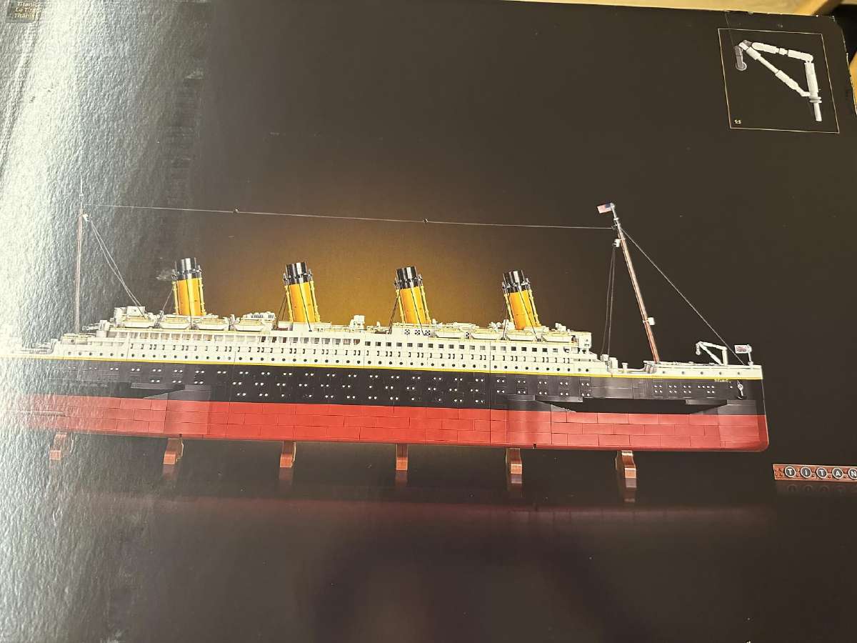 Lego 10294 - nuotraukos Nr. 3