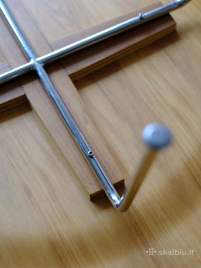 Audo Godot fotelis ir Eames Ctm kavos staliukas - nuotraukos Nr. 4