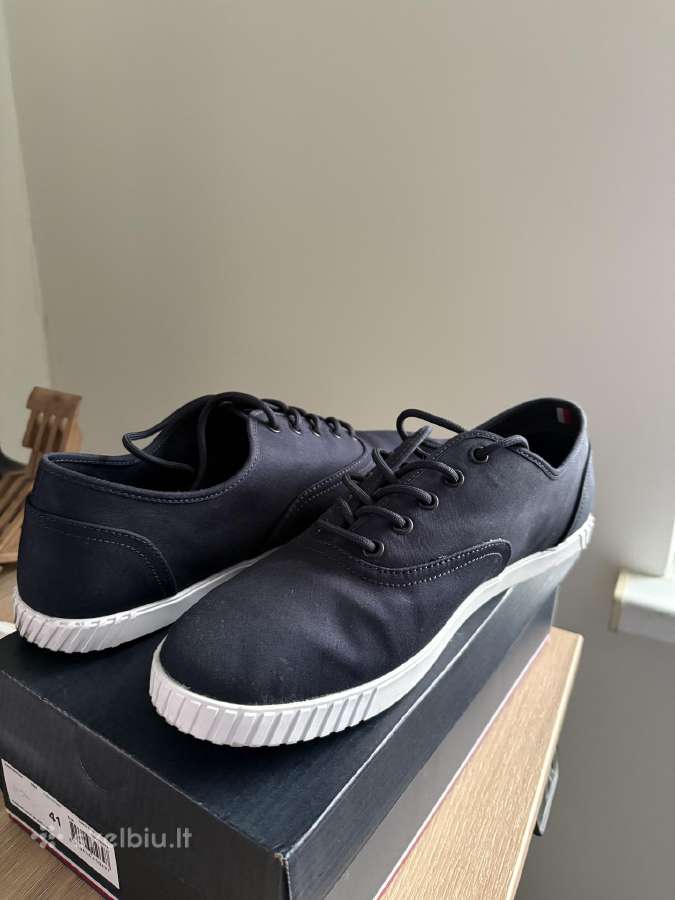 Tommy Hilfiger laisvalaikio bateliai