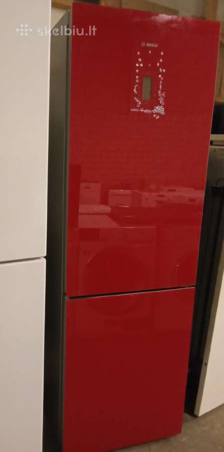 Saldytuvas Bosch su stikliniu priekiu A klases