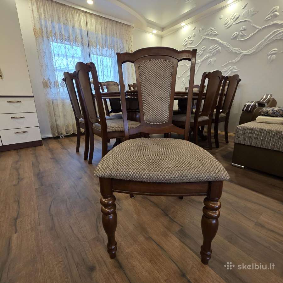 Parduodamas medžio masyvo stalas su 10 vnt kėdžių. - nuotraukos Nr. 8