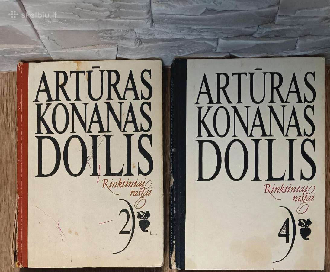 Įvairios knygos: Artūras Konanas Doilis