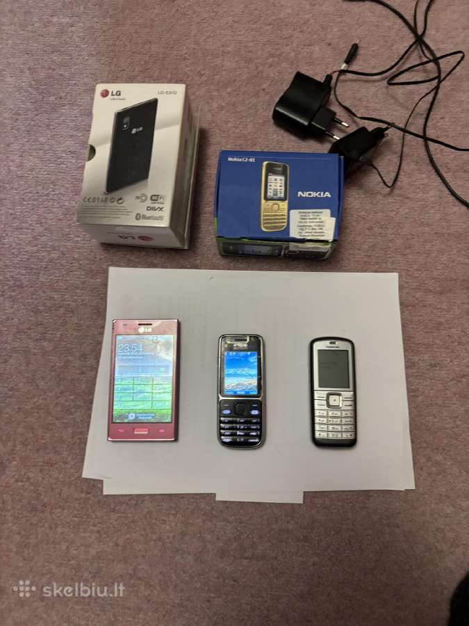 Parduodami telefonai Nokia ir LG.