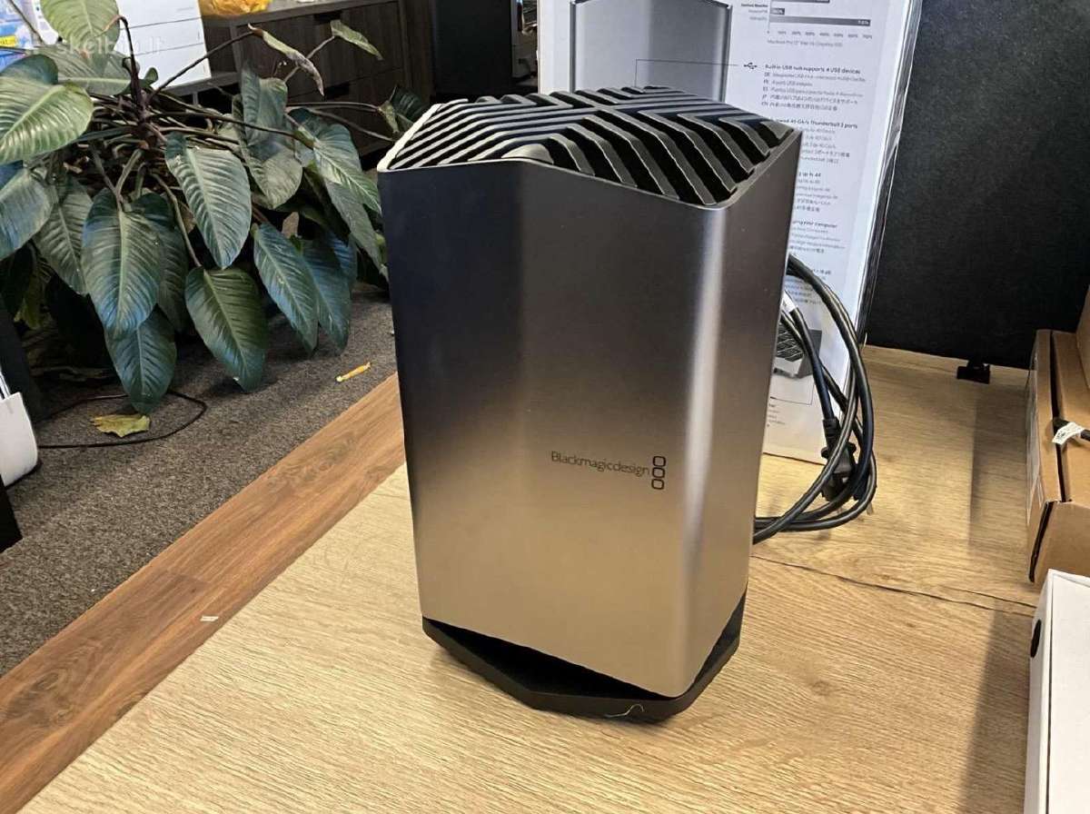 Blackmagic Design Thunderbolt 3 egpu su Radeon Pro