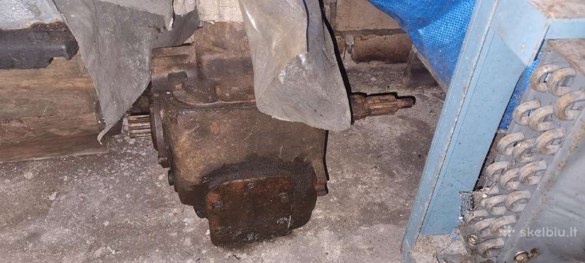 Gaz 51dėžė tiltas razdatkė
