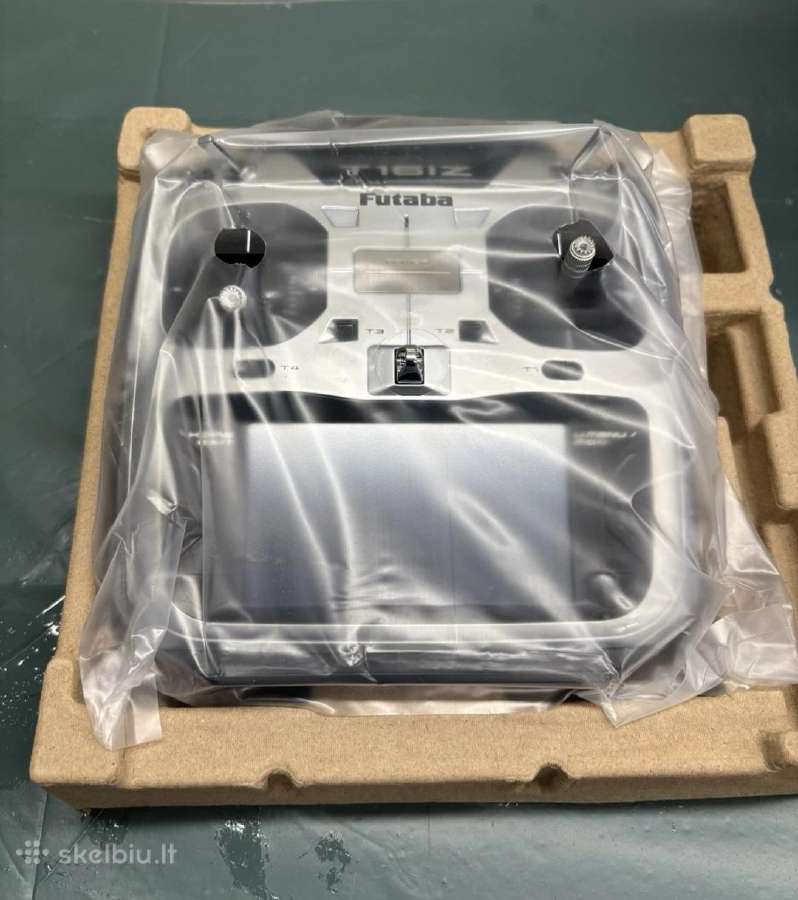 RC pultai Spektrum Dx, Futaba - nuotraukos Nr. 7