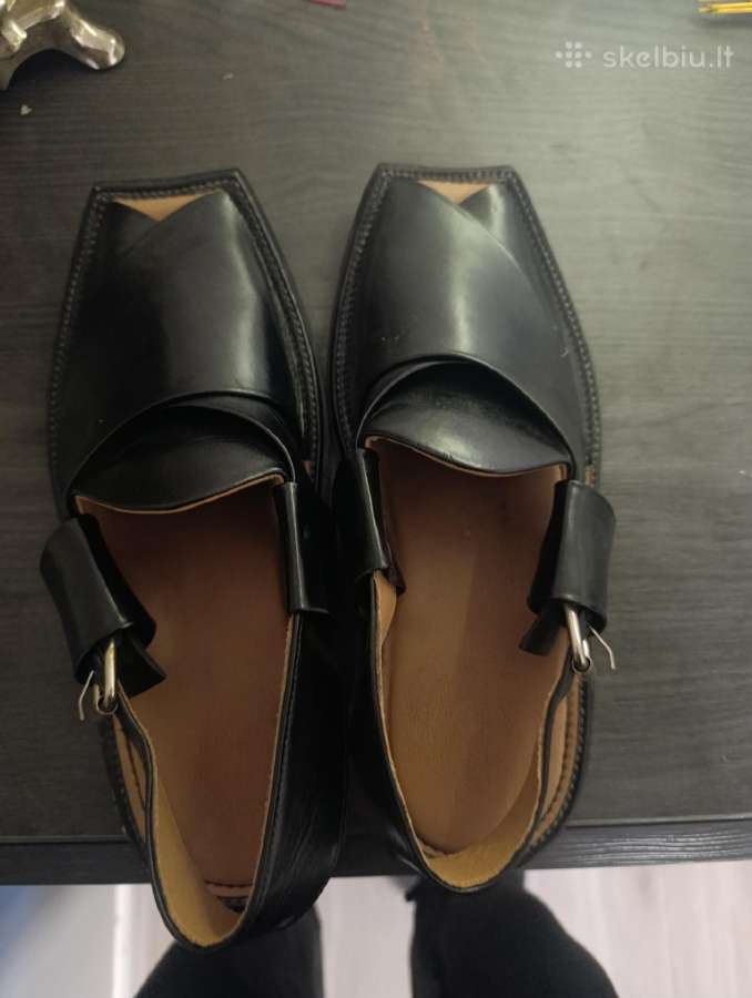 Tradiciški Pakistanietiški batai Peshawari Chappal