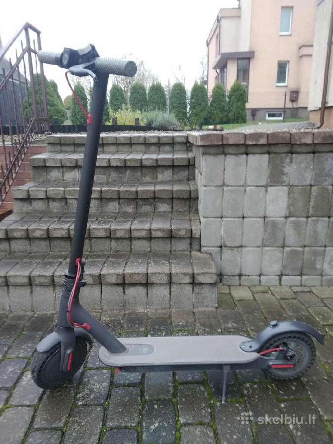 Paspirtukas Xeomi M365