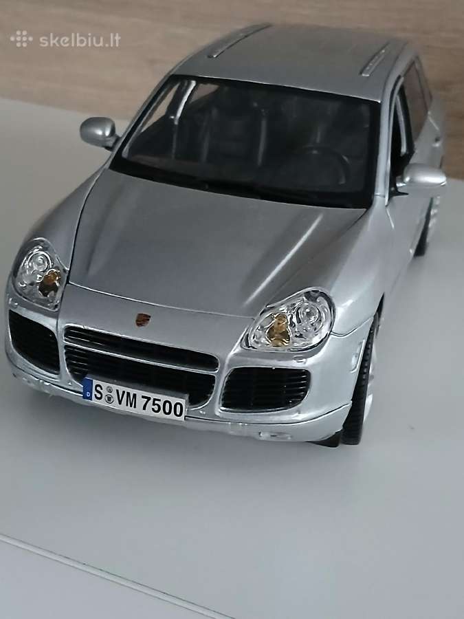 Porsche Cayenne Turbo 1:18 - nuotraukos Nr. 5