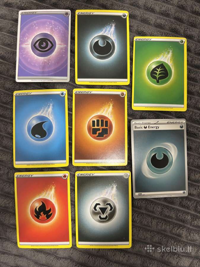 Pokemon kortelės