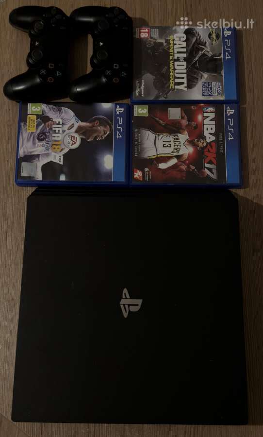 Play Station 4 pro