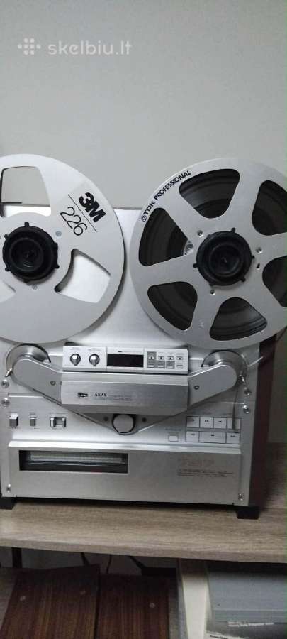 Akai GX 747