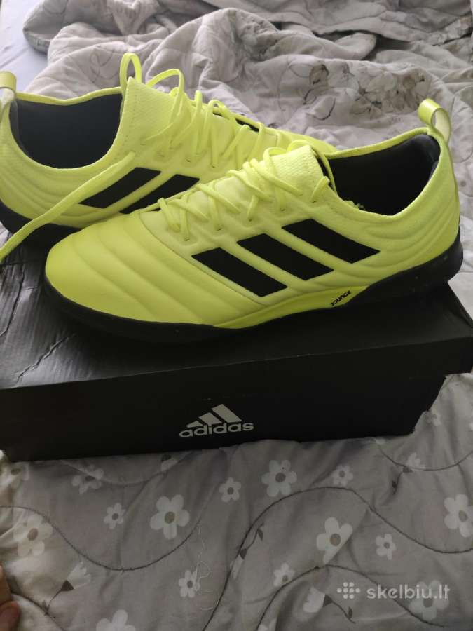 Nauji futbolo batai adidas