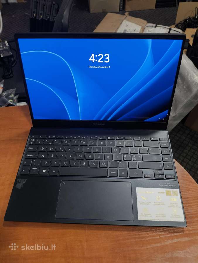 13.3 Fhd Oled i5-1135g7 8gb 512gb SSD 31%