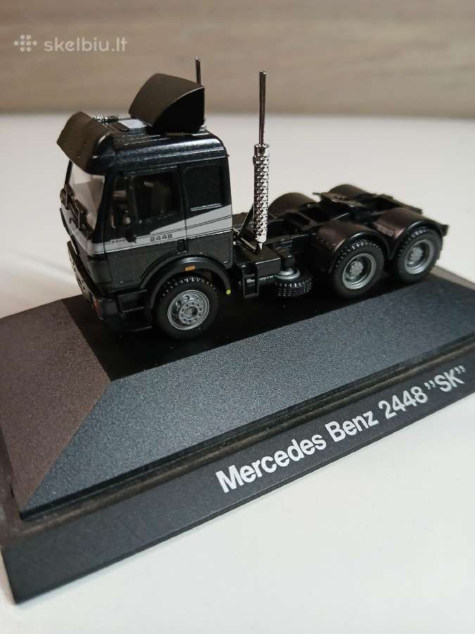 Mersedes Benz 2448 Sk 1:72