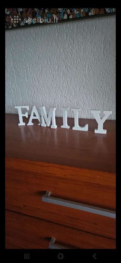 Family raidės