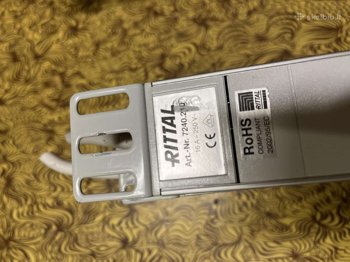 Serverio rozete rittal 7240210