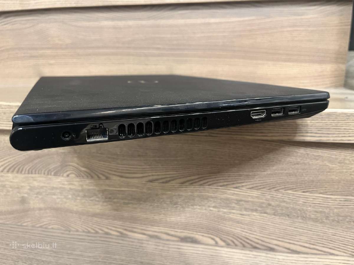 Dell Inspiron 15 3567 i3-6006u 2.0ghz win10 - nuotraukos Nr. 4
