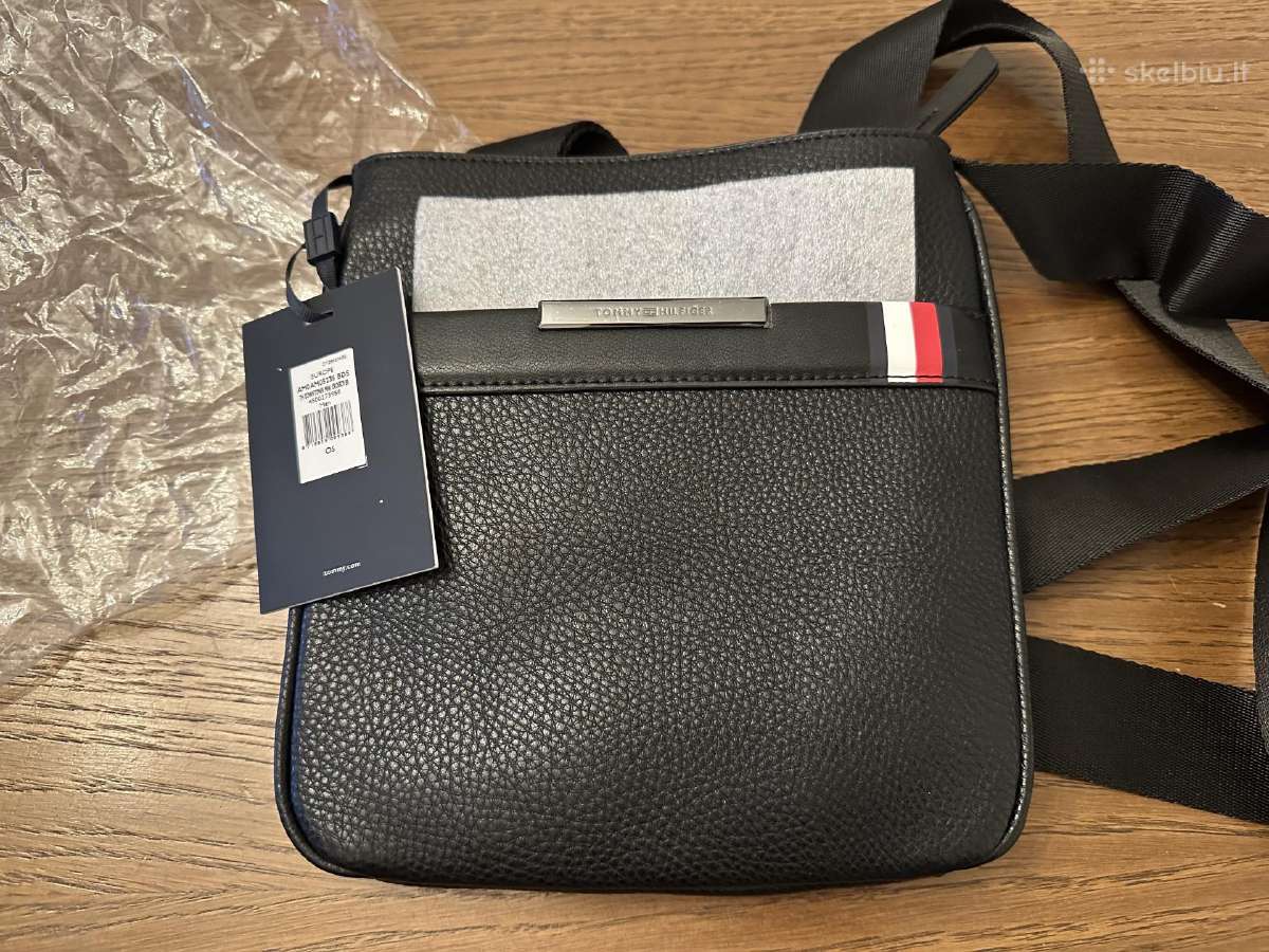 Rankinė Tommy Hilfiger