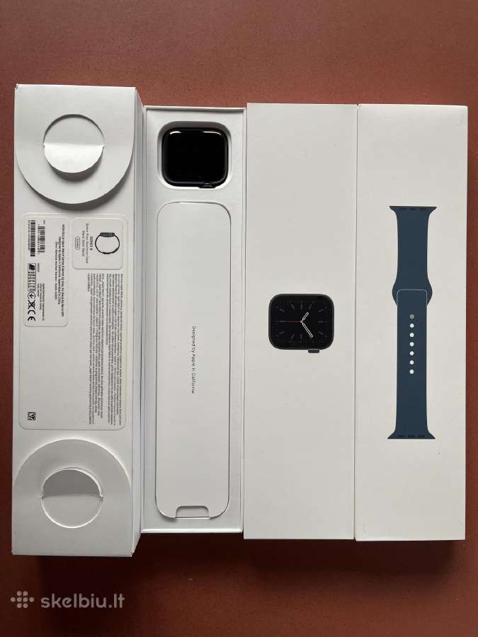 Apple Watch 6 Aluminum 44mm