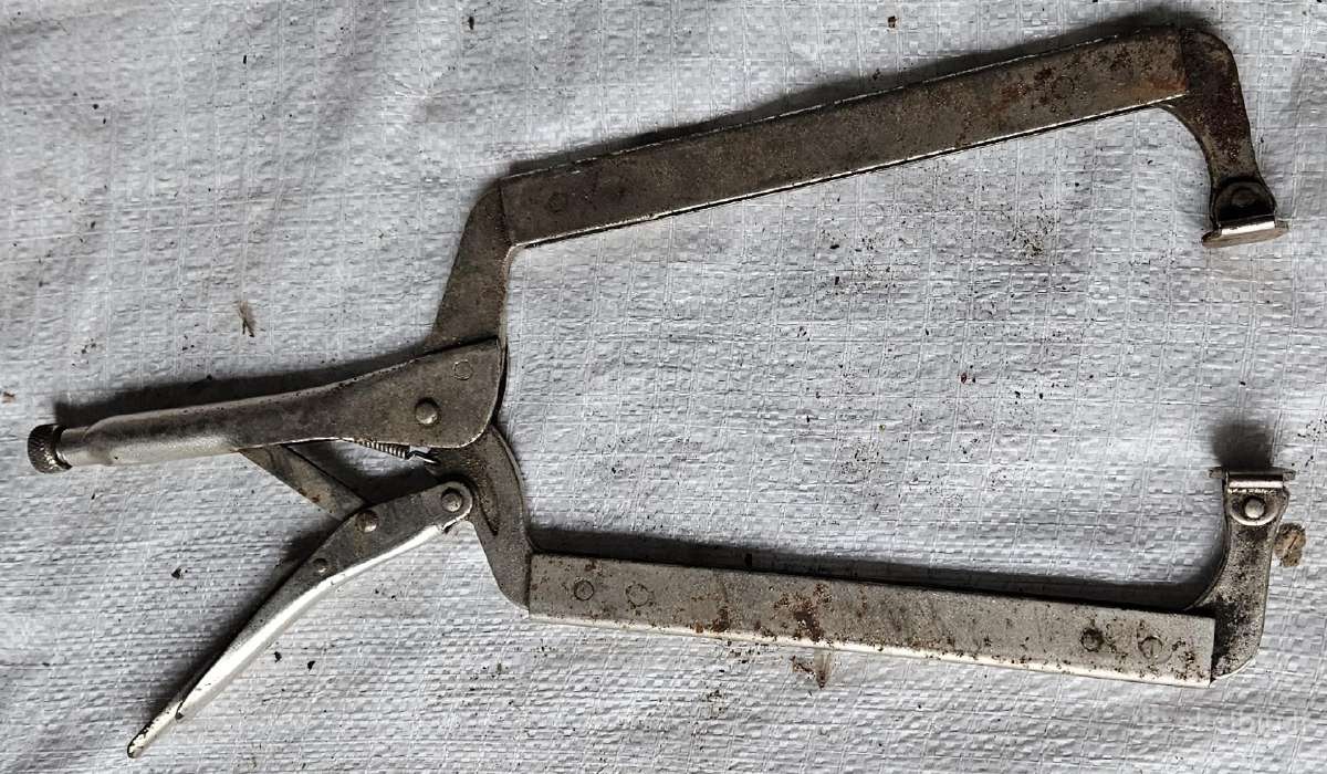Spaustuvai užrakinami C formos 170x480mm