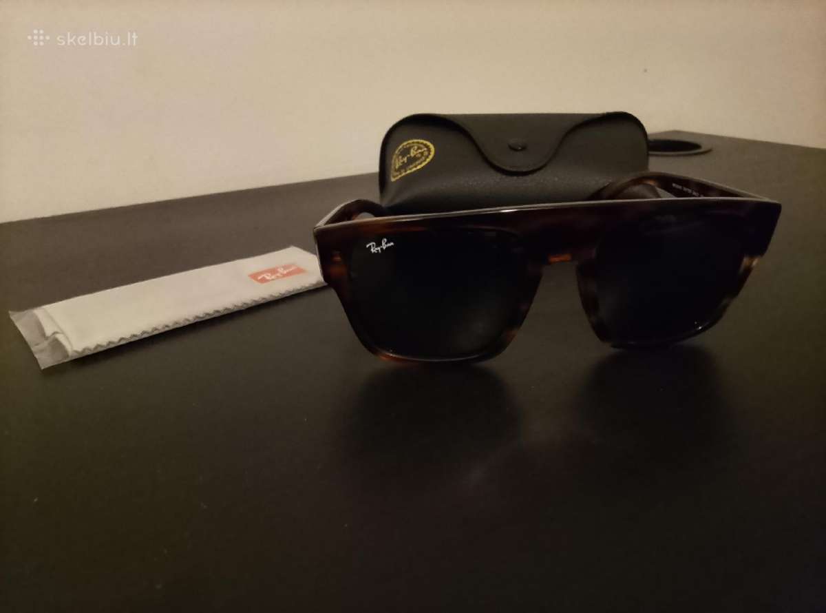 Nauji originalūs Ray Ban akiniai.
