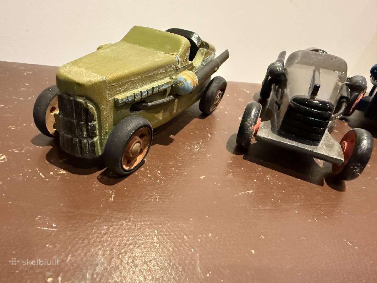 Seni žaisliniai automobiliukų modeliai, kolekcin. - nuotraukos Nr. 2