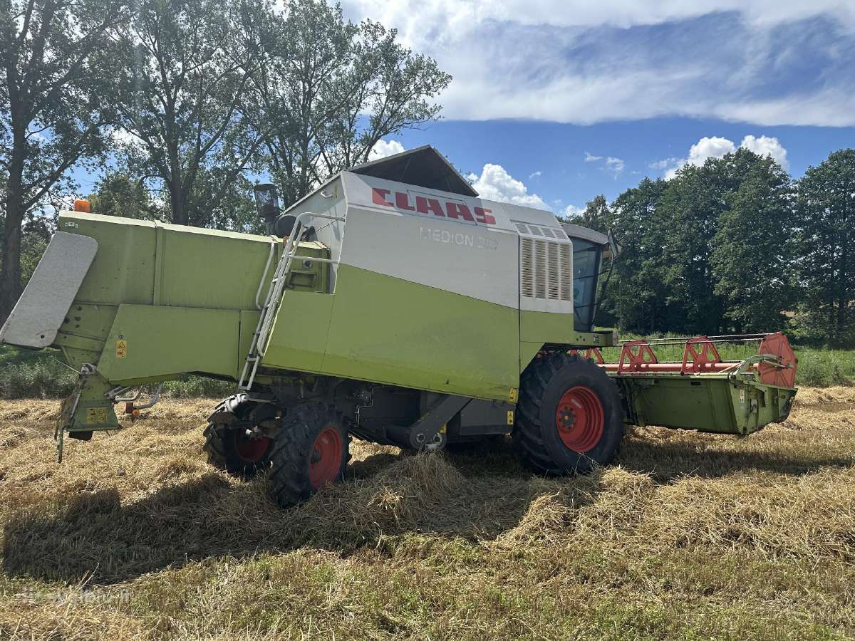 Javu kombainas claas medion 310 labai geros bukles - nuotraukos Nr. 4