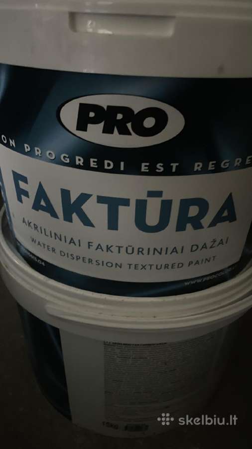 Strukturiniai Dazai fasadui ir Sadolin Bindo 20.