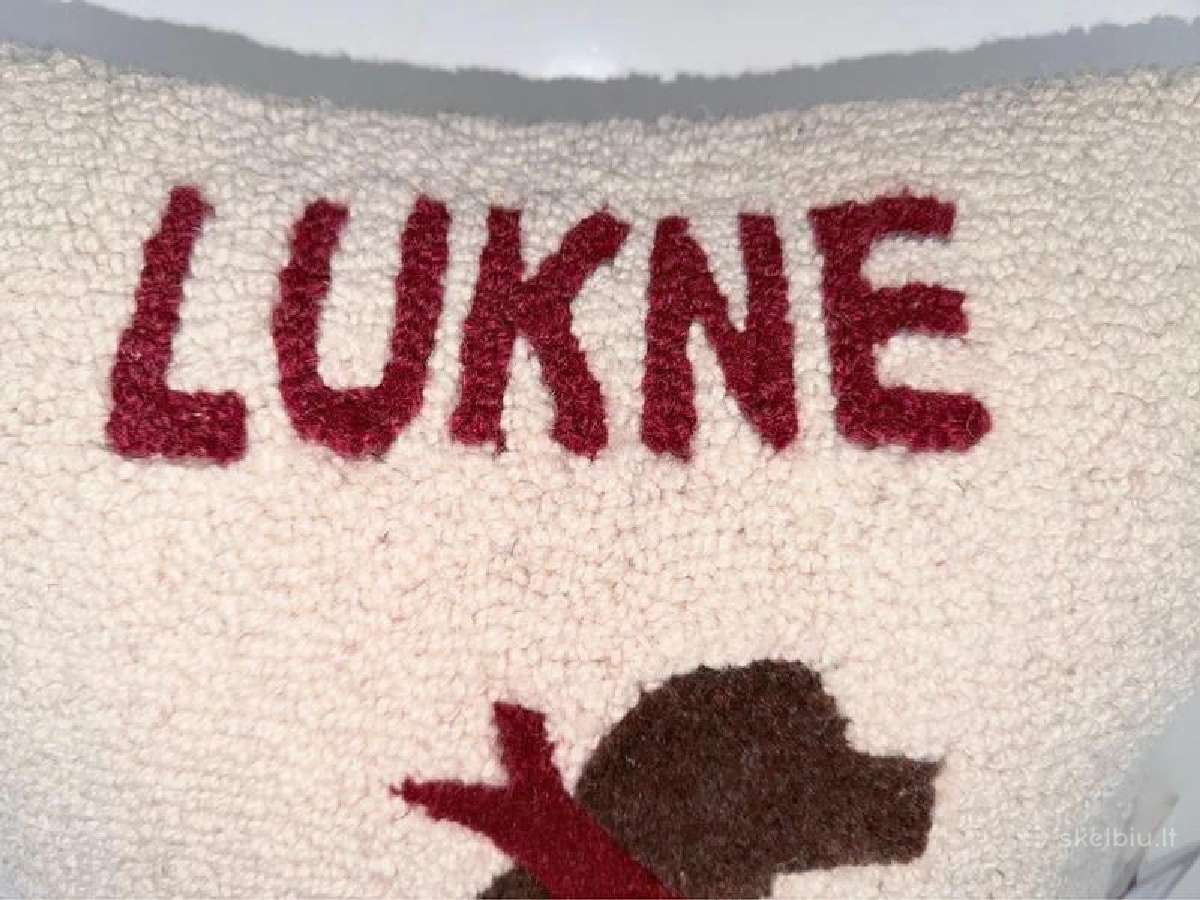 Pagalvė „luknė“ (Chandler 4 Corners, 4545 cm) - nuotraukos Nr. 3