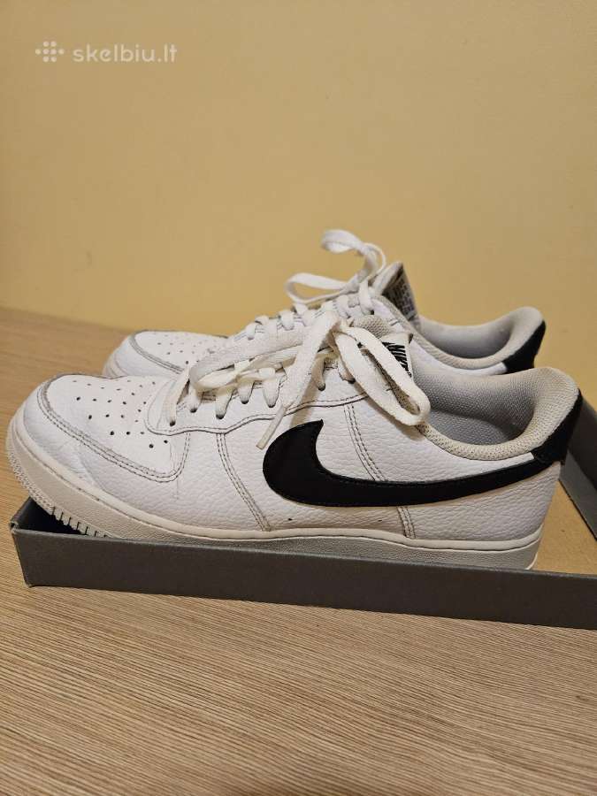 Nike Air Force kedai