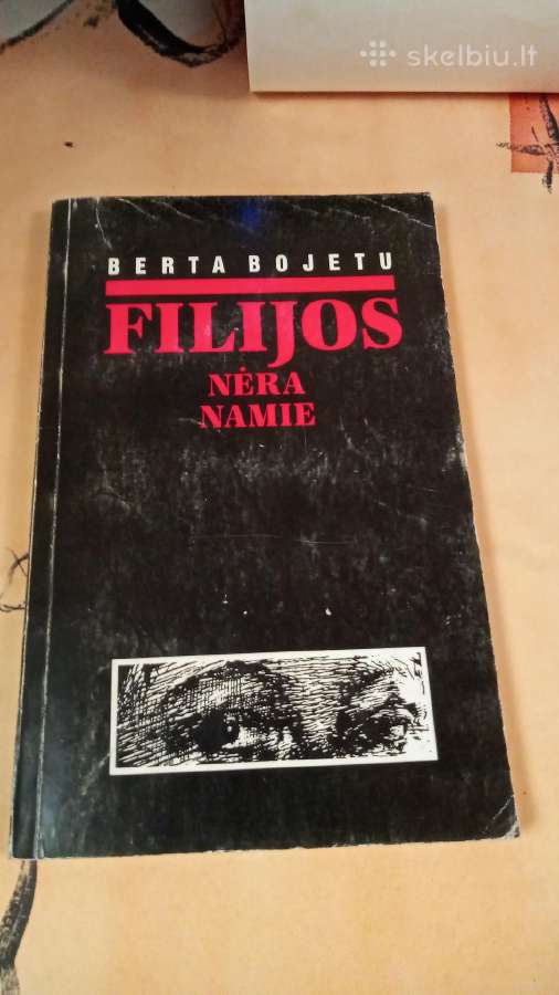 Filijos nėra namie