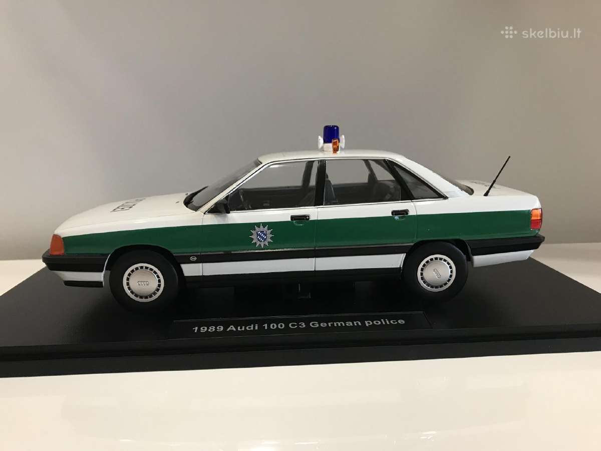 Audi 100 (C3) Polizei