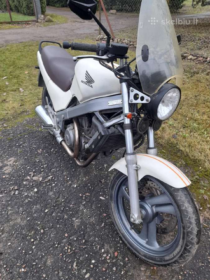 Motociklas Ntv 650 - nuotraukos Nr. 6