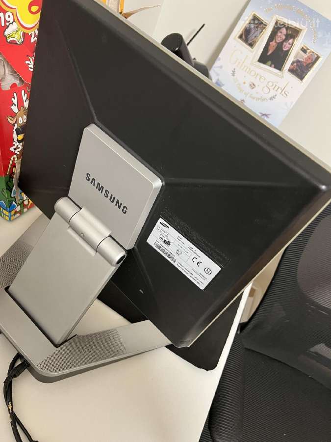 Samsung monitorius Syncmaster 720b - nuotraukos Nr. 2