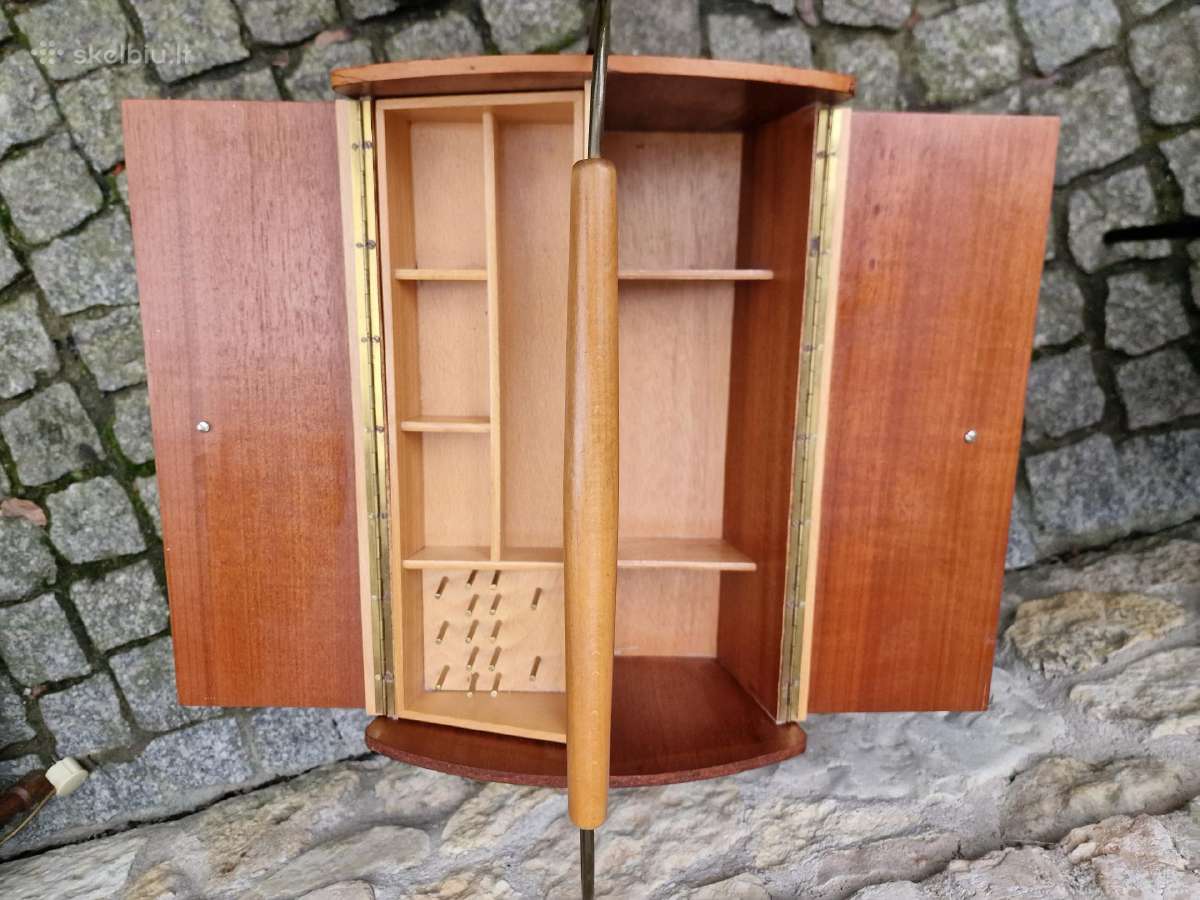 Vintažinės mid century rankdarbių dėžutės - nuotraukos Nr. 21