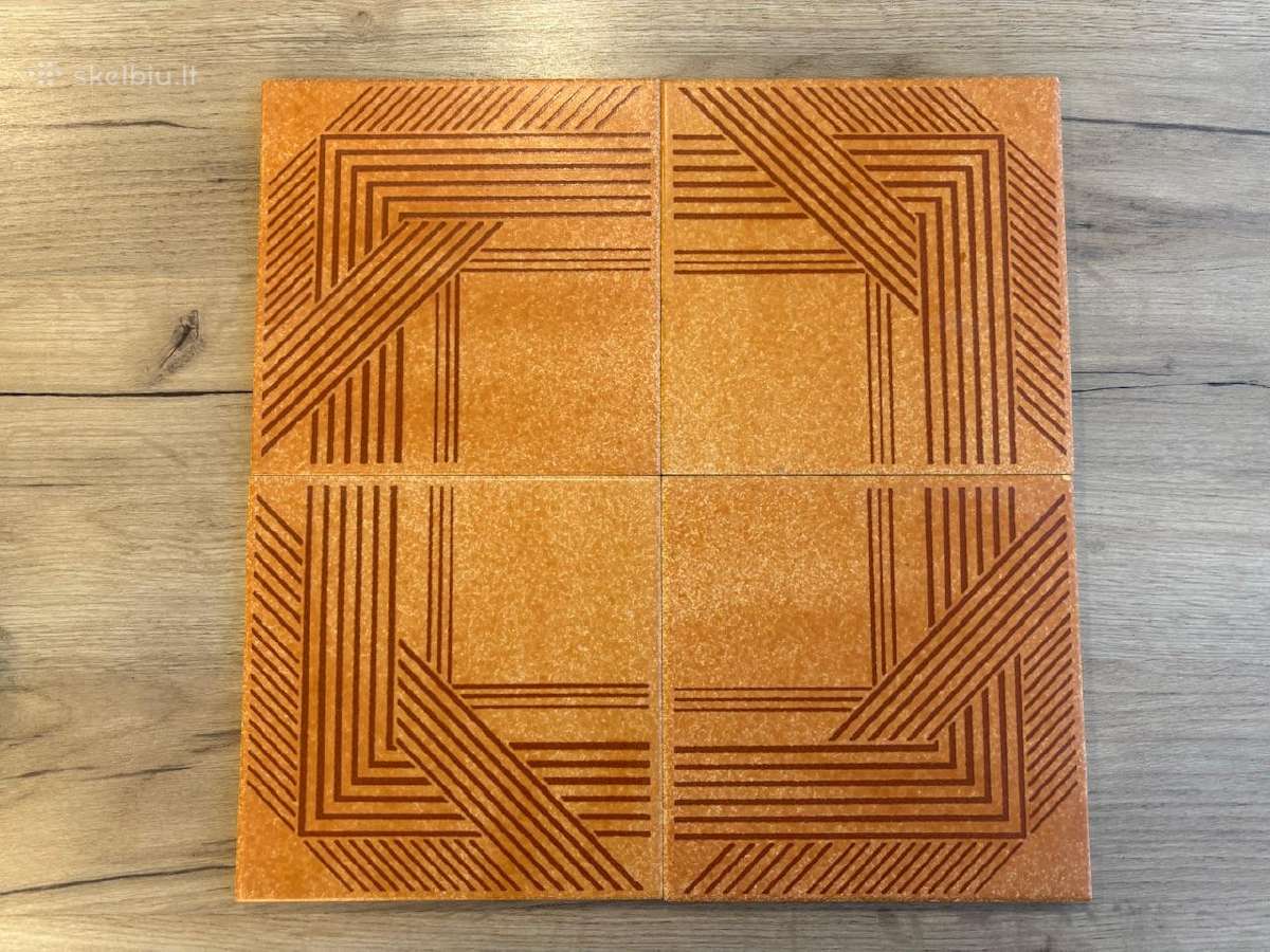 Vintažinės Čekoslovakiškos grindų plytelės 20x20cm
