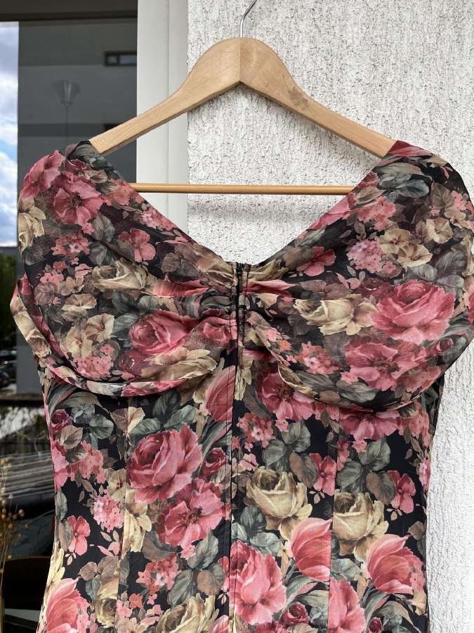 Prabangi išskirtinė vokiška Dorette suknelė
