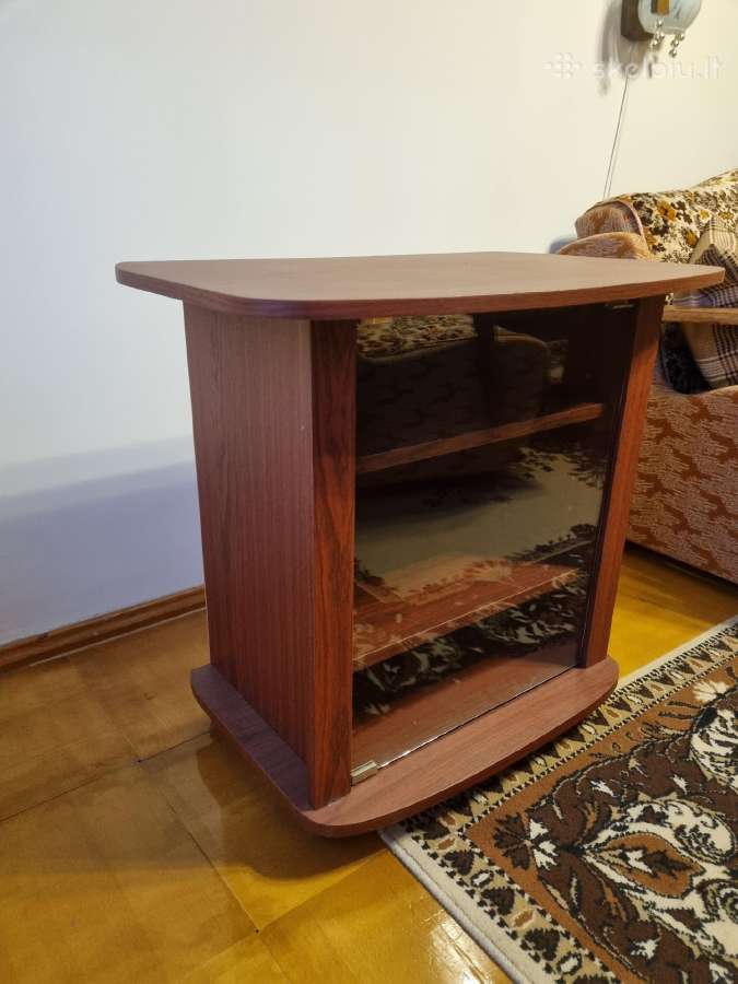 TV staliukas
