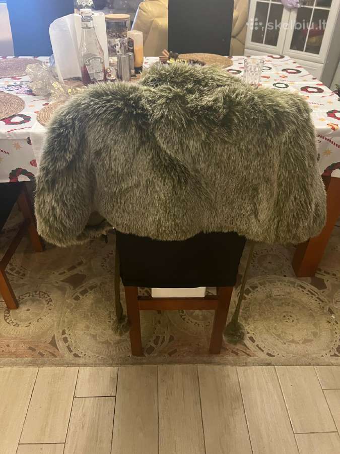 Moteriskas puspaltukas