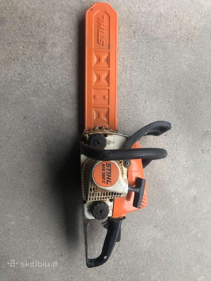 Parduodamas stihl 180 C pjuklas
