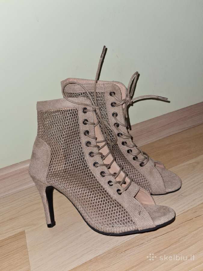 Heels šokių bateliai