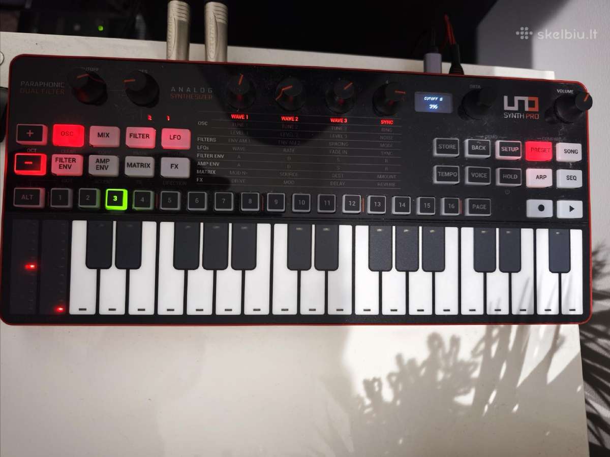 Sintezatorius Ik Multimedia Uno Synth Pro