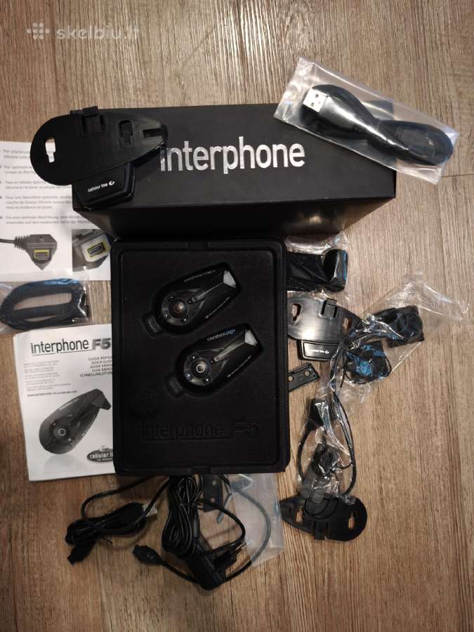 Interphone F5 laisvų rankų įranga.