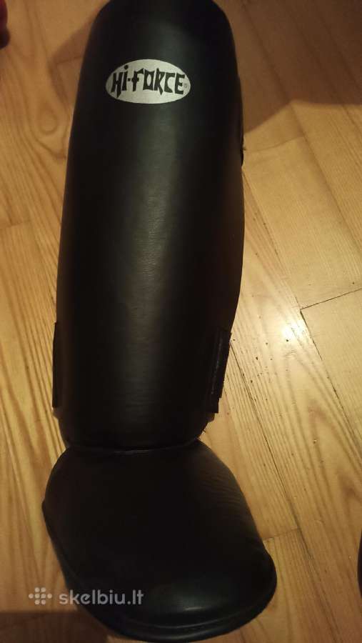 Parduodu Muay Thai pirštines ir kojų apsaugas - nuotraukos Nr. 2