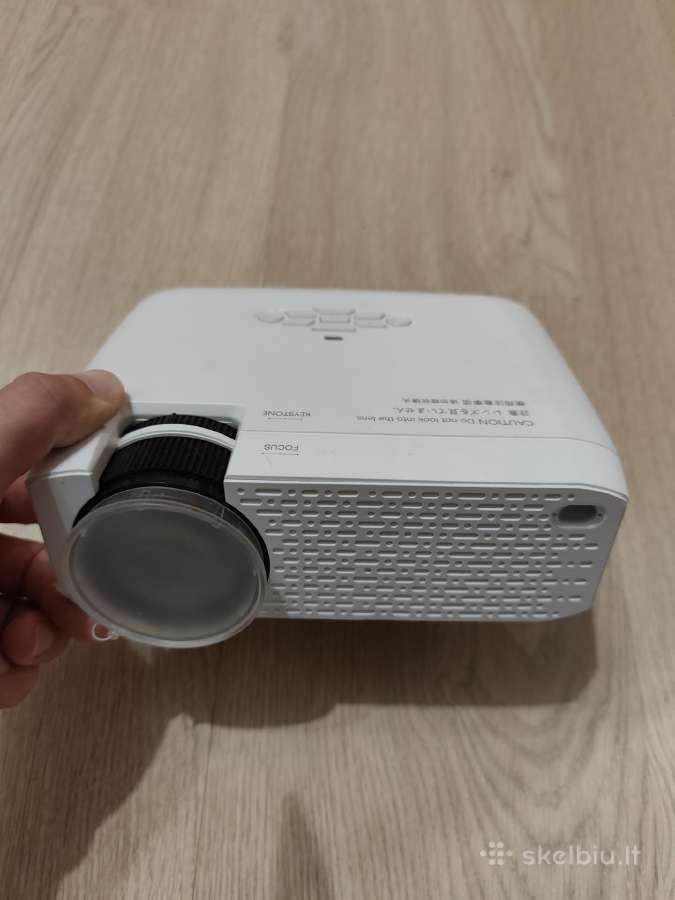Projektorius D40