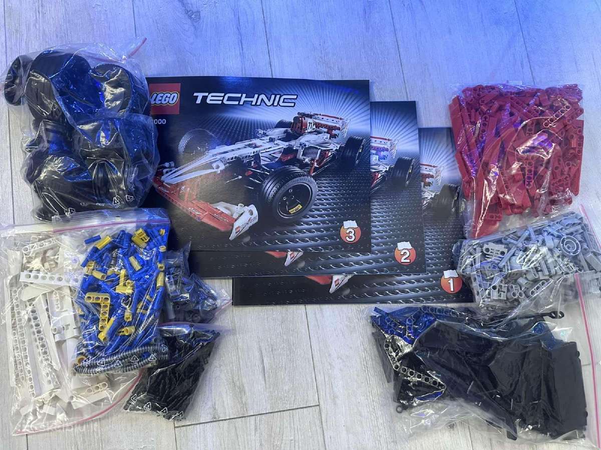Lego Technic 42000 Grand Prix Racer