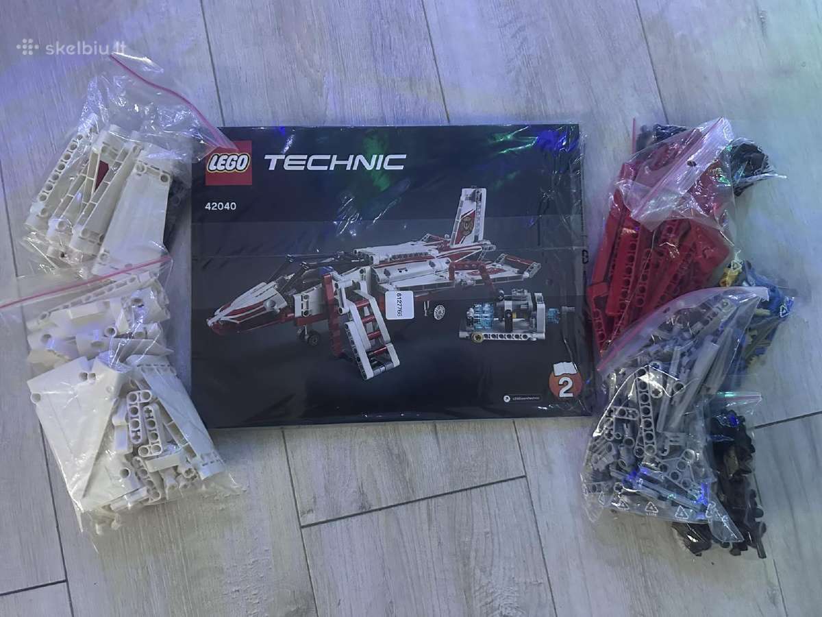 Lego Technic 42040 Fire Plane
